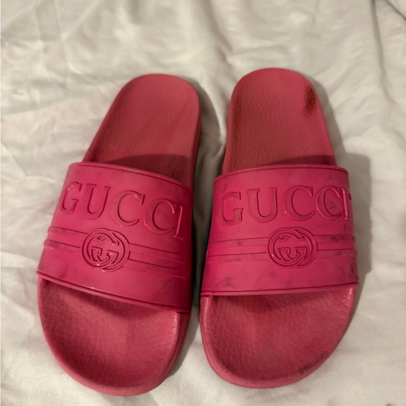 Gucci Vibrant Pink Logo Slides - Picture 1 of 4